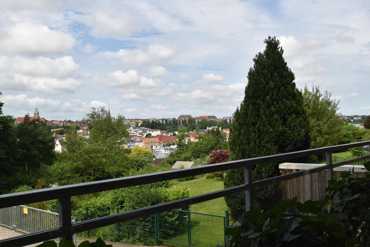 Fewo1846 - Belvedere - Behaglich Ausgestattete Wohnung Mit Balkon Und Hafenblick Flensburg Kültér fotó